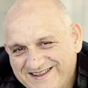 Portraitbild des Mundmaler Kyriacos Kyriacou